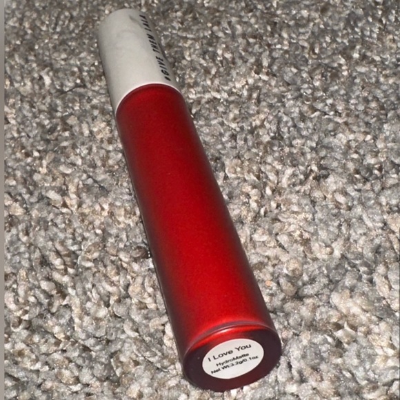 GIVE THEM LALA - “I Love You” Hydromatte Liquid Lip - Picture 3 of 5